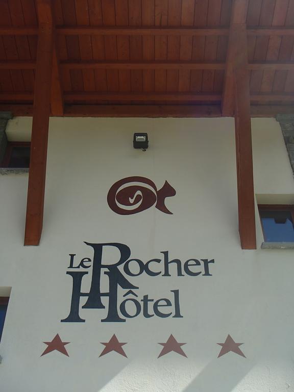 Le Rocher Hotel Champoluc Exterior foto